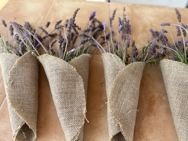 taller fundacion MILU saco de lavanda